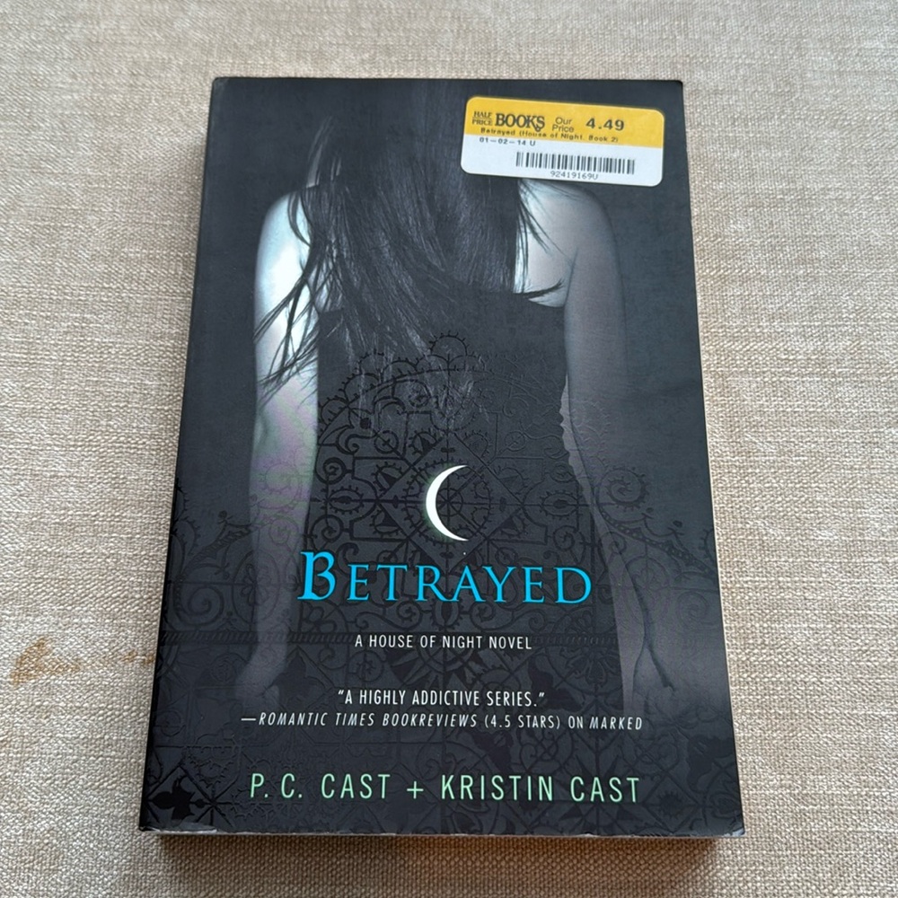 Betrayed by PC and Kristin Cast BOOK